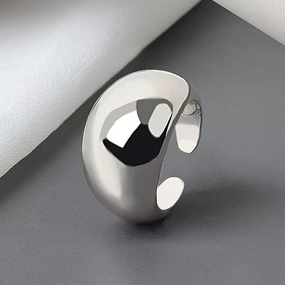 Women's ring, silver color